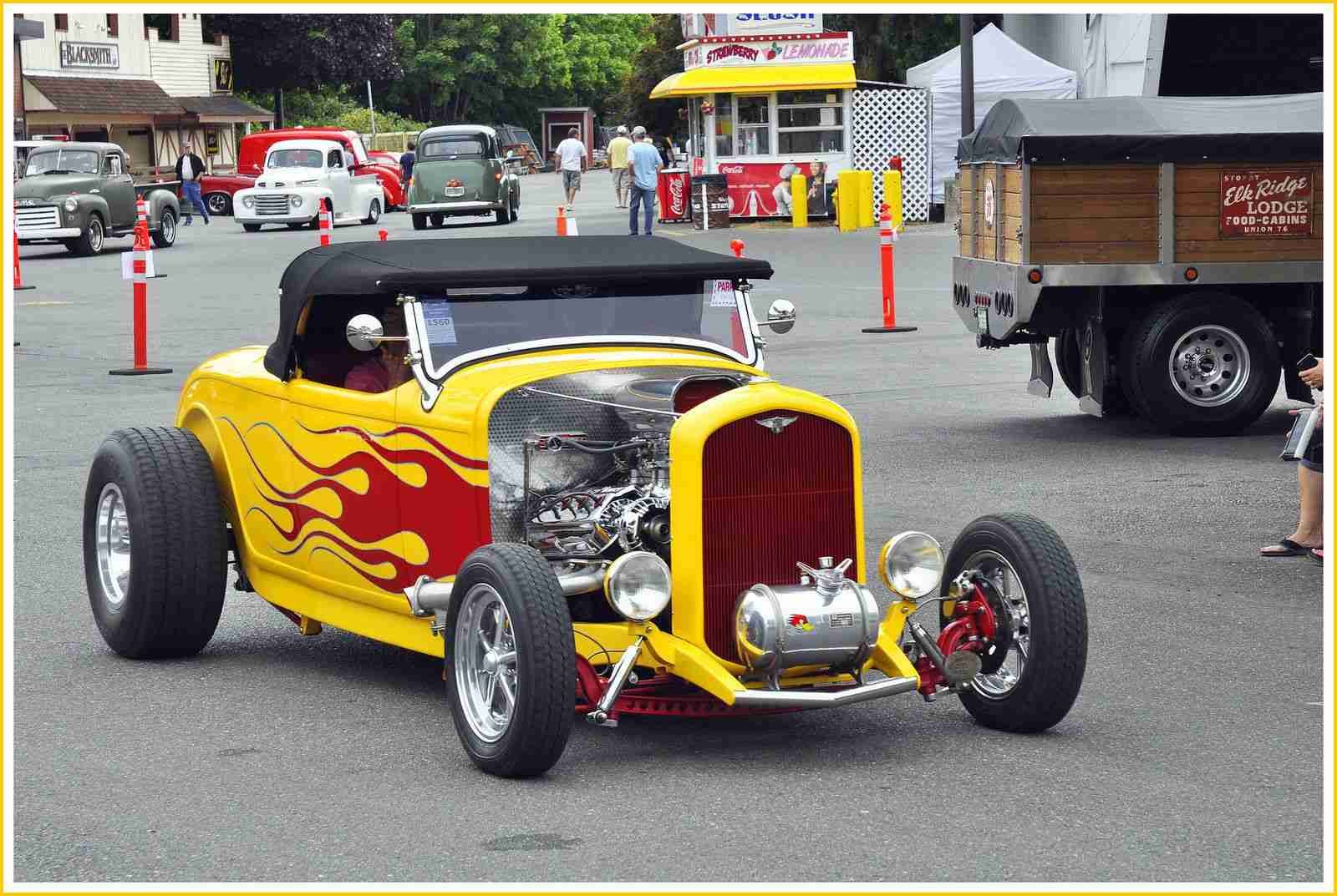 Ford Roadster Crusin the Goodguys